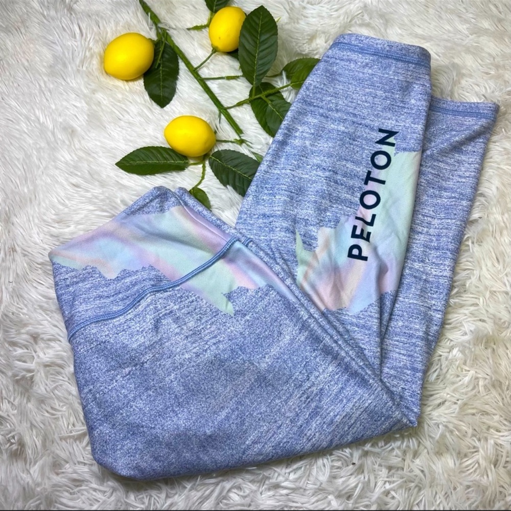 Peloton cropped leggings